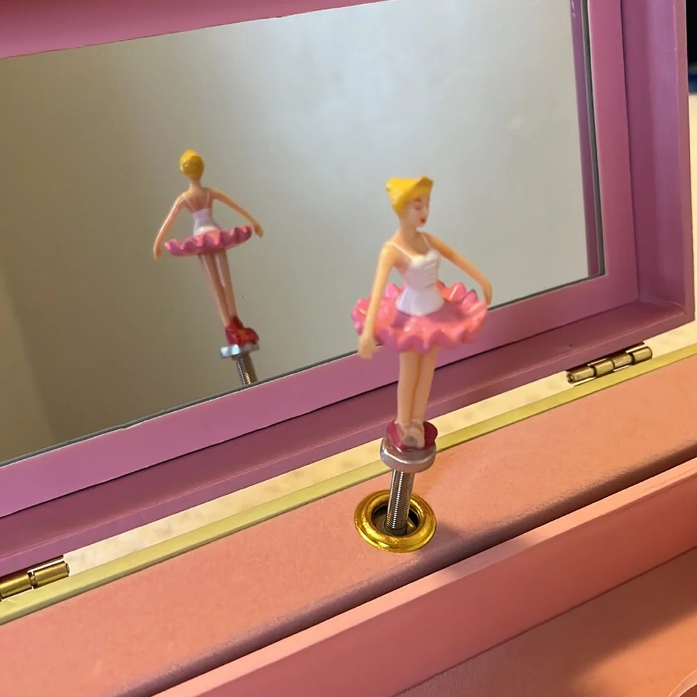 Ballerina Jewelry Box for Girls - Picture 8 of 12
